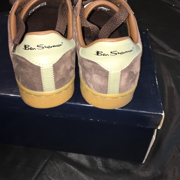 Compton Suede - Picture 4 of 6